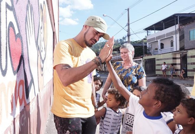 Rafa Mattos promove concurso de redação para alunos