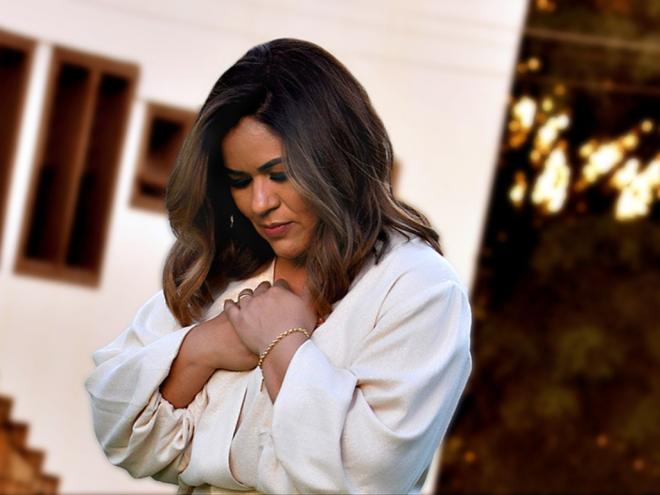 Kelen Lobo: ?...ao olhar para Cristo, somos iluminados...?