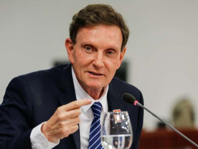 Crivella fica proibido de sair de casa sem autorização e precisará entregar as autoridades seus telefones, computadores e tablets