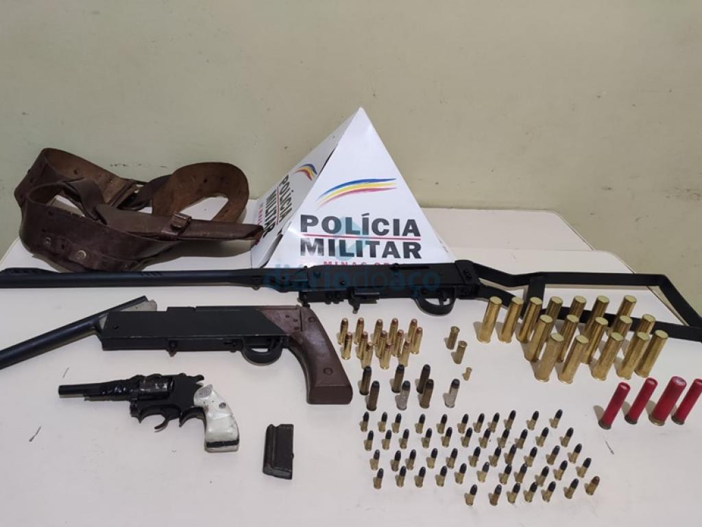 Arma, munição e moto apreendidas em Cava Grande, arsenal airsoft londrina  fotos 