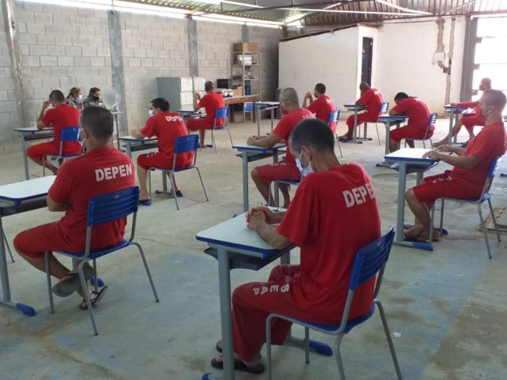 O Enem PPL é gratuito, realizado pelo Inep e tem participação voluntária