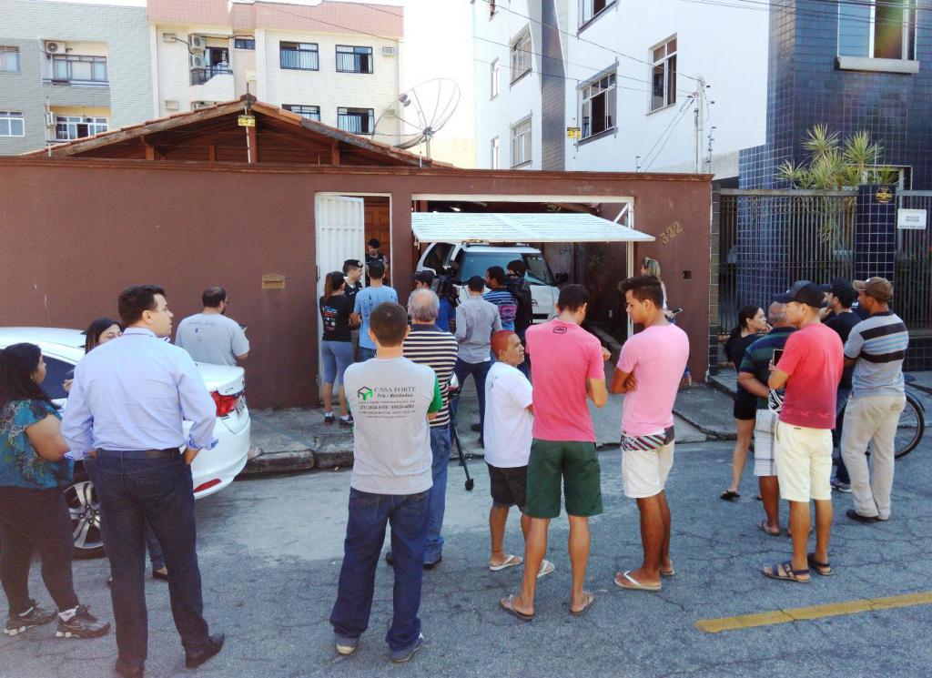 Dirigentes moravam nessa casa da entidade, mas associação pagava aluguel de outro imóvel para funcionar
