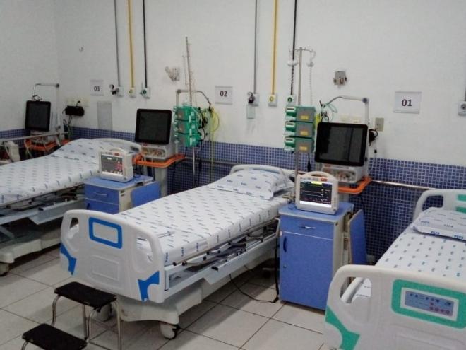 Foram instalados mais dez leitos de Unidade de Terapia Intensiva