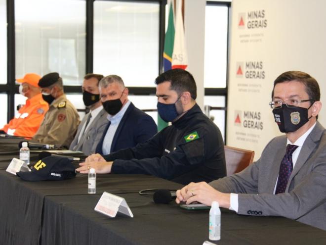 O Procura-se é coordenado pela Sejusp e tem a parceria da Polícia Militar, Polícia Civil, Corpo de Bombeiros Militar, Polícia Rodoviária Federal, Polícia Federal e Ministério Público do Estado 