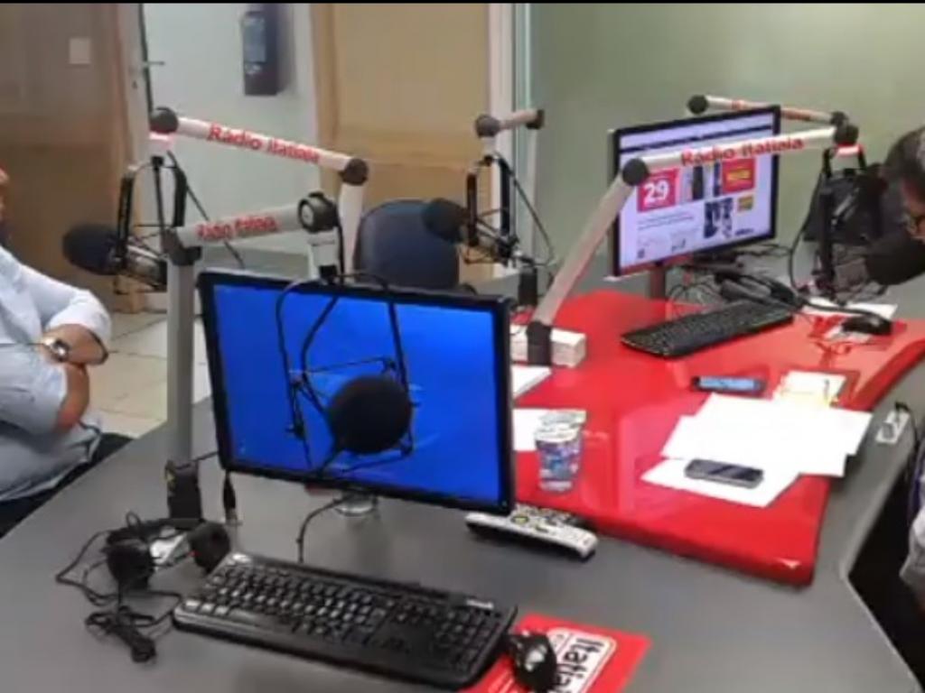 Fundada em 1952, em Nova Lima, por Januário Laurindo Carneiro, a Itatiaia é uma das emissoras de rádio mais tradicionais do país