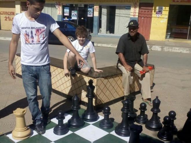 Paralelo ao evento esportivo é realizada uma campanha solidária para arrecadação de caixas de leite