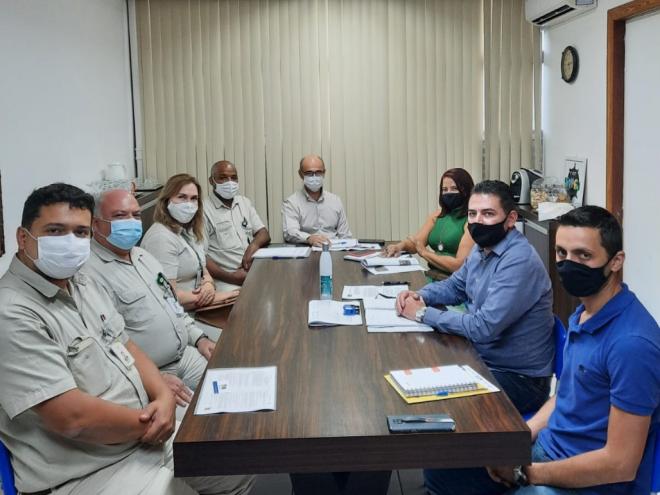 Representantes da Cenibra acertaram detalhes da obra em reunião com o prefeito Bruno Morato 