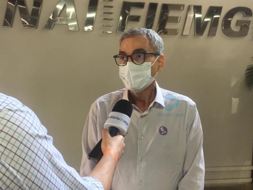 O deputado federal Hercílio Diniz deu as boas-vindas ao governador