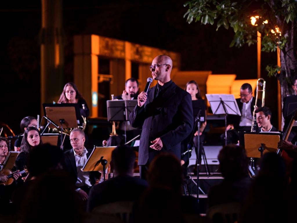 Clássicos do rock foram interpretados pela Orquestra de Câmara do Vale do Aço