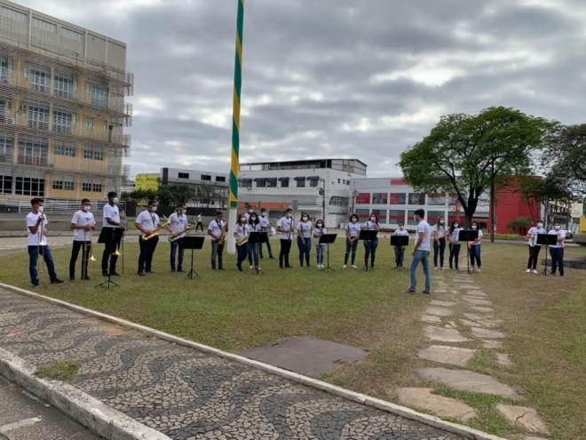 A Escola de Música TOM promove formação artística e aulas gratuitas para a comunidade