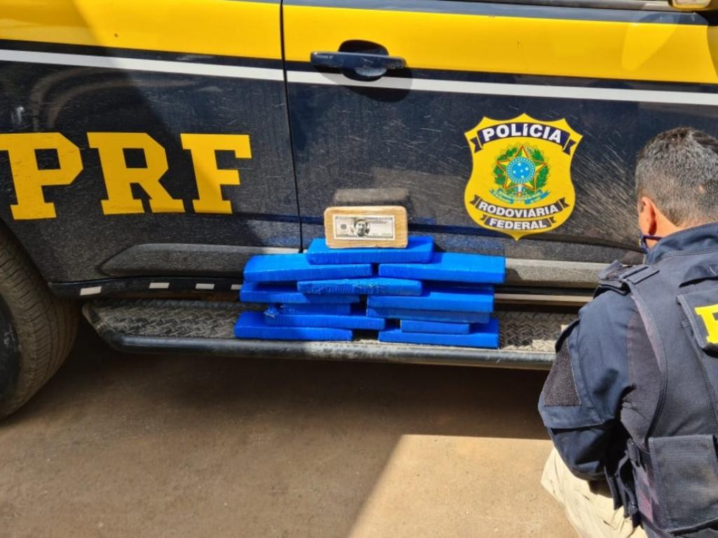 Homem afirmou que comprou a droga em Uberlândia e levava o carregamento para Botumirim