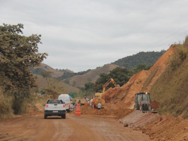 Obras no trecho localizado no povoado de Santo Antônio da Mata foram retomadas e pavimentação deve ser feita na próxima semana 