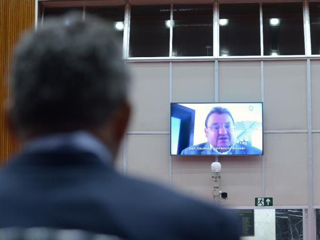 Projeto de lei do deputado prioriza o atendimento de pessoas com doenças debilitantes nos serviços públicos e privados no Estado de Minas Gerais