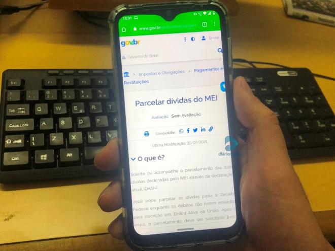 O microempreendedor que tiver dívidas em aberto pode fazer o pagamento ou parcelamento acessando o Portal e-CAC