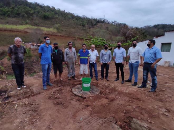 Rodrigo Franco fez uma visita ao campo de obras ao lado do prefeito e outras autoridades