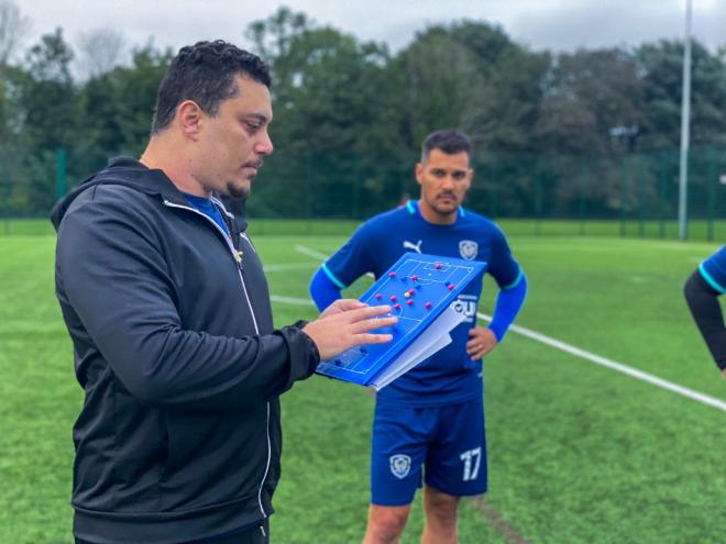 O técnico Tiago Moreira também é um dos fundadores do clube