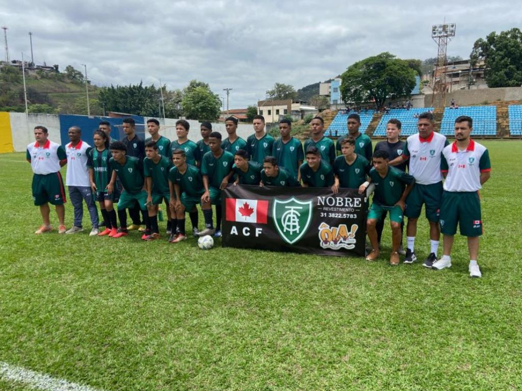 A escolinha americana mostrou bons talentos e conquistou, nos pênaltis, o Sub-15