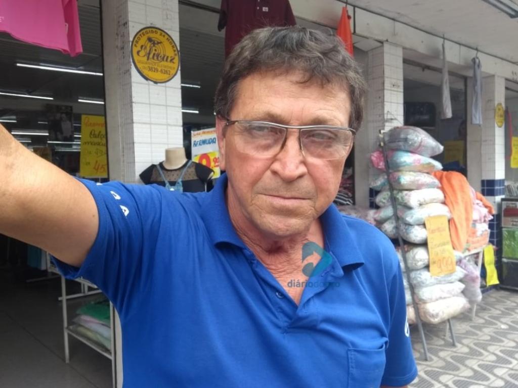 José Maria Dias da Silva, gerente de loja: ''É errado tirar o cobrador, pois vai gerar desemprego e a população não será bem atendida. Além de acumular dois serviços para o motorista, isso é esperteza da empresa''