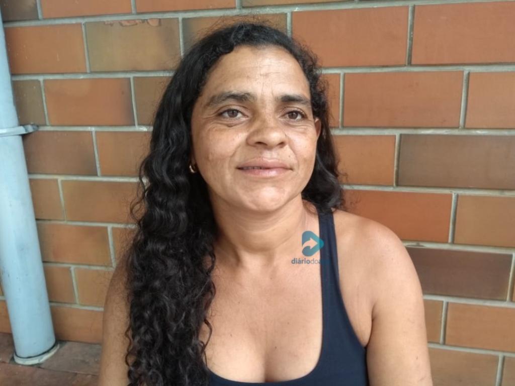 Luciana Aparecida Marques, doméstica: ''O motorista já fica apressado para sair do ponto, e se tiver que receber pagamento de passagem, ainda, ele não vai dar conta. Sem falar que os horários de ônibus vão atrasar mais ainda''