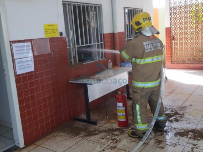 O fogo teria se concentrado na cozinha da creche do Morada do Vale