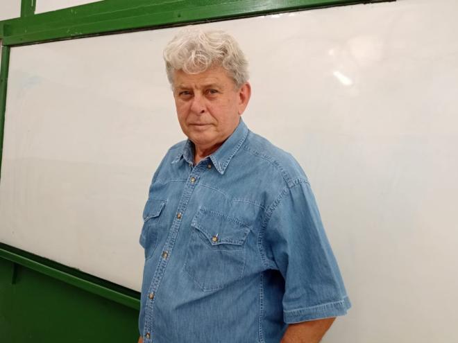 ''Não tenho a intenção de parar de dar aula'' diz Antônio Augusto