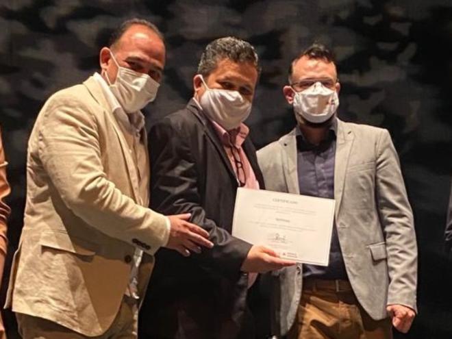 Secretários da Cultura e Desenvolvimento receberam o prêmio no Palácio das Artes