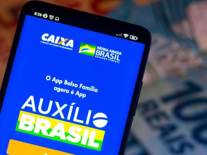 Auxilio Brasil substitui o programa Bolsa Família 