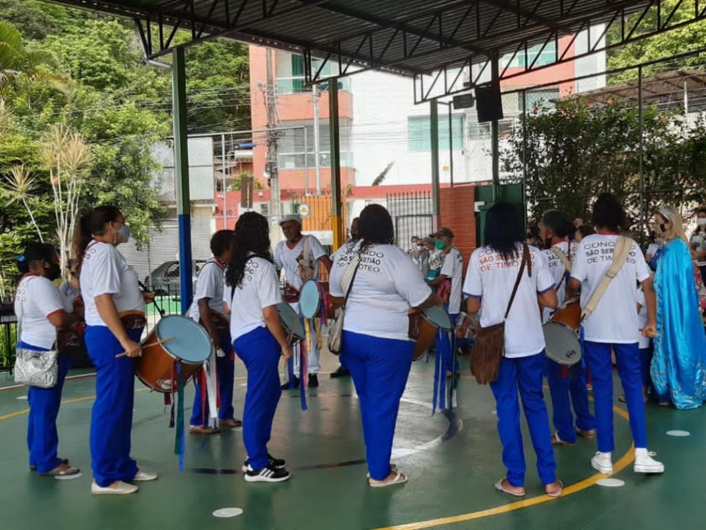O grupo mantém a tradição de manifestações religiosas e culturais do Congado de São Sebastião de Timóteo