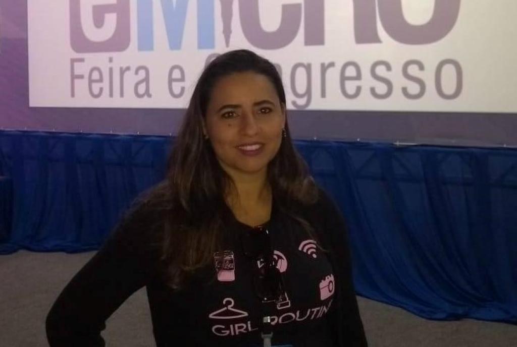 A cidade se desenvolveu e melhorou em vários aspectos. Na saúde, por exemplo, vimos a reforma dos hospitais, a construção da UPA, a implementação de atividade física e gratuita para a população. No comércio, a chegada de novos empreendimentos e em relação ao lazer e bem-estar, a construção dos espaços públicos para serem ocupados pelas famílias. As melhorias que estão sendo realizadas nas ruas como o asfaltamento e as mudanças no trânsito do Centro têm contribuído muito com o tráfego das ruas, principalmente para os principais bairros. Ainda falta avanços em políticas públicas para incentivo à saúde e qualidade de vida do idoso e incentivo ao turismo local”. (Rejane Gomes de Oliveira Cardoso, 41 anos, fisioterapeuta e orientadora de cursos do Senac)  