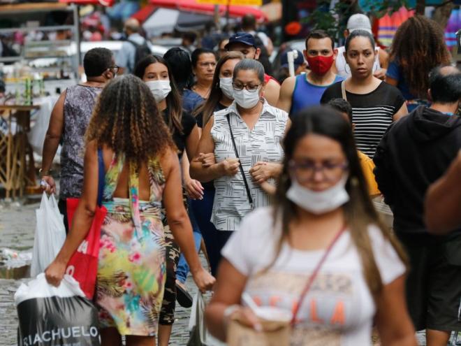 A quantidade de casos em acompanhamento de covid-19 passou dos dois milhões, com 2.041.596