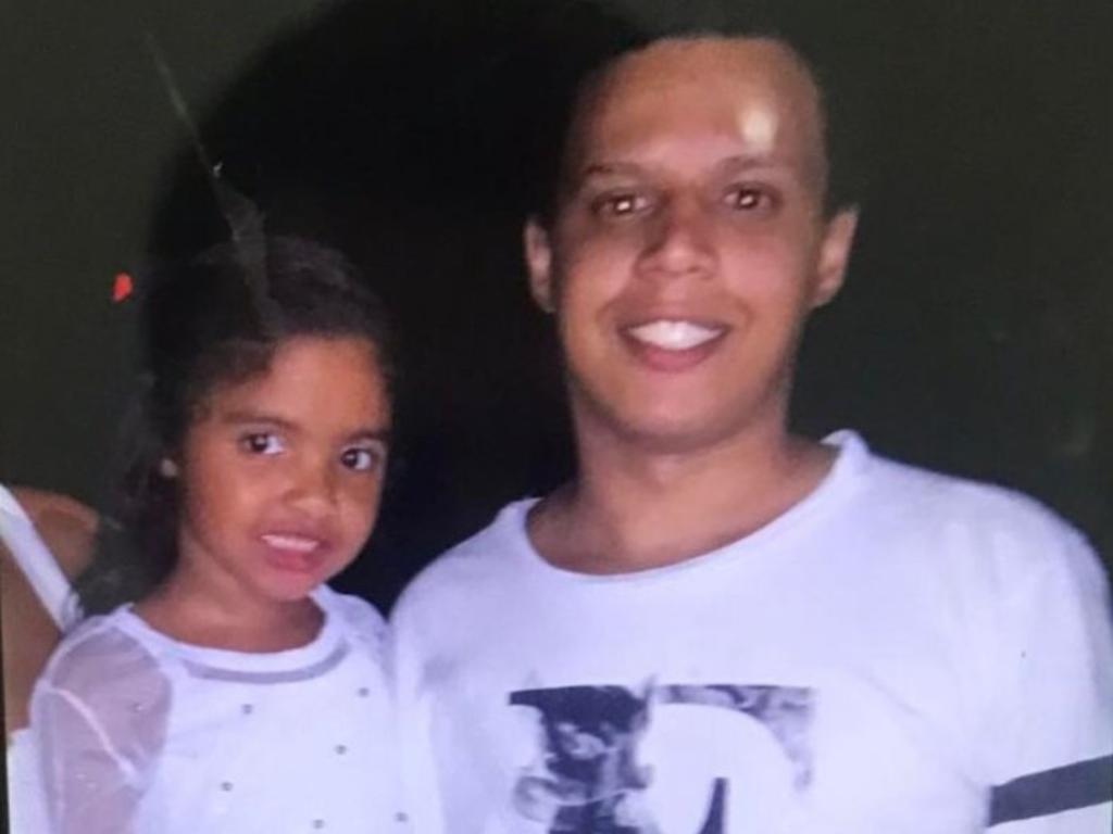João Paulo Martins, segundo testemunhas, inconformado com a separação, jogou a filha no rio Piranga e pulou em seguida