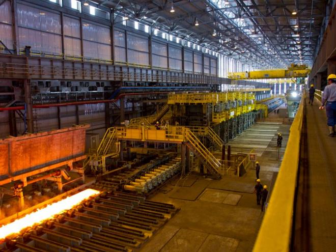 Na Usina de Ipatinga a produção de aço bruto encerrou o ano passado com um volume de 3,2 milhões de toneladas, superior em cerca de 15% ao registrado no ano de 2020 (2,8 milhões de toneladas)