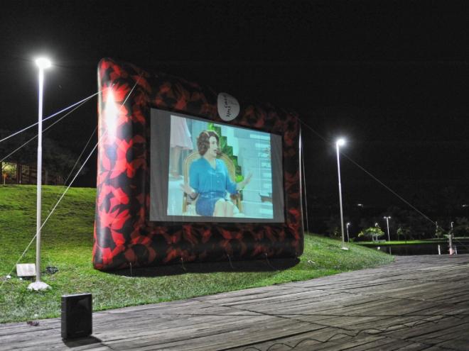 Nesta sexta-feira começa o projeto ''Cinema na Praça''