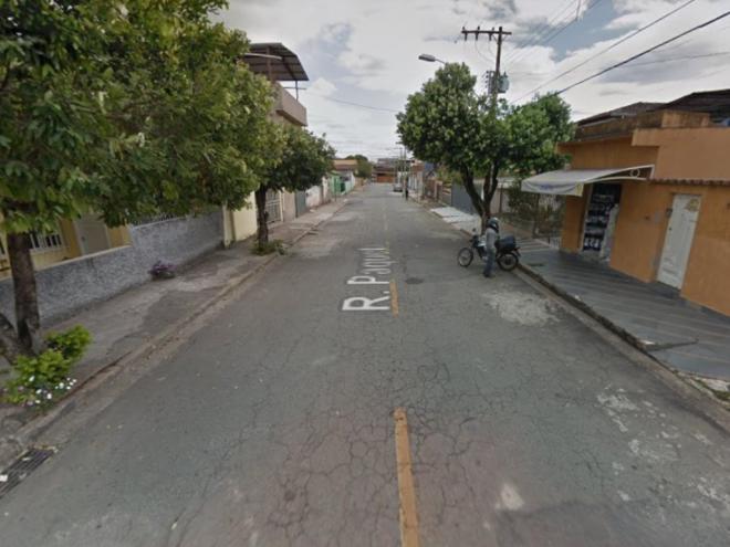O assaltante invadiu uma casa localizada nesta rua, no bairro Vila Ipanema, em Ipatinga