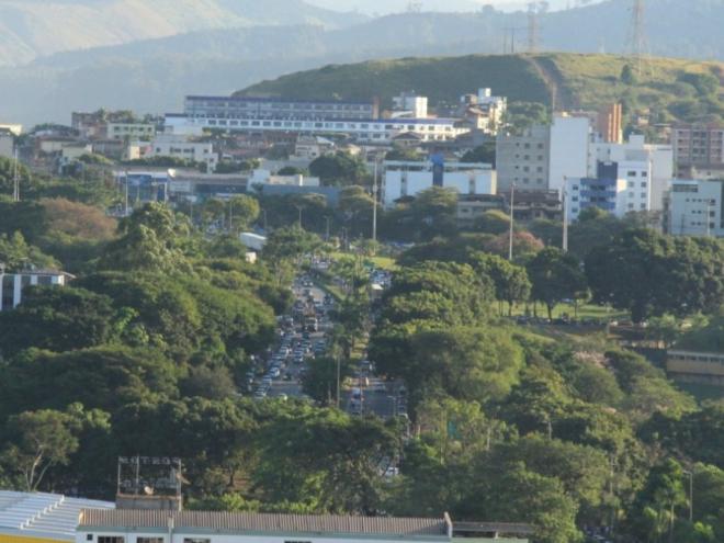 Avenidas no entorno do Parque Ipanema ficaram congestionadas durante a apresentação na tarde deste sábado