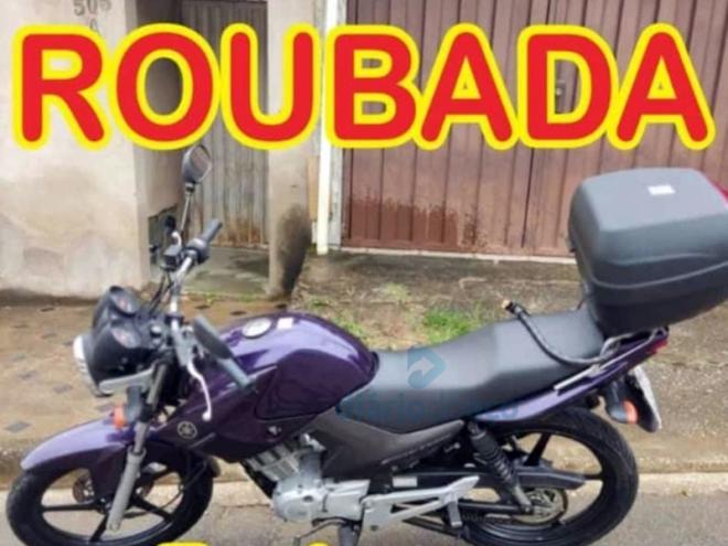 O marginal fugiu com a moto roubada, de placa HNL-4B17, sentido ao bairro Iguaçu e não foi localizado pela polícia
