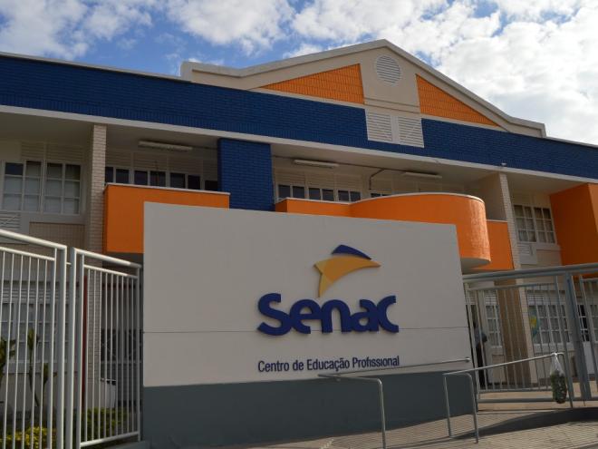 A vaga é para oficial de manutenção e reparos 