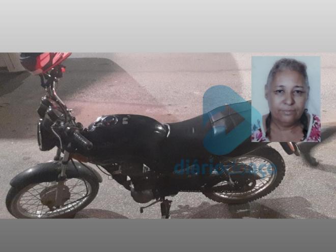 Vítima foi atropelada por uma motocicleta na noite de sábado 