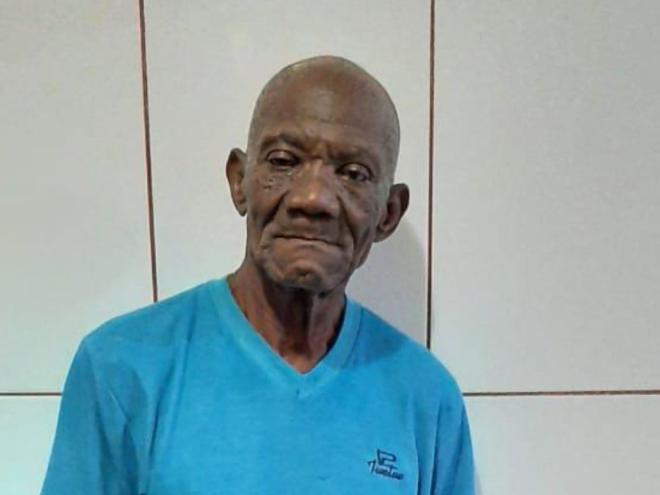 Dorfim da Silva Barros, de 81 anos, saiu para caminhar e ainda não retornou