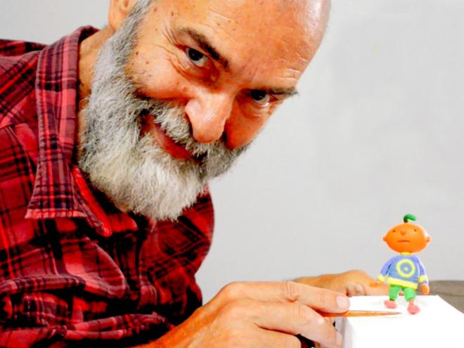 O artista plástico Marcelo Xavier estará na abertura da feira com a exposição ''Se criança governasse o mundo''