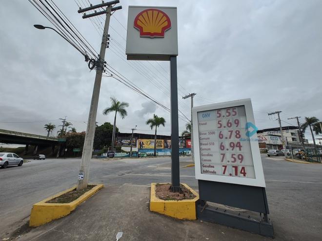 Em Ipatinga, a gasolina comum pode ser encontrada a R$ 7,59, o diesel comum a R$ 6,78 e diesel S10 a R$ 6,94