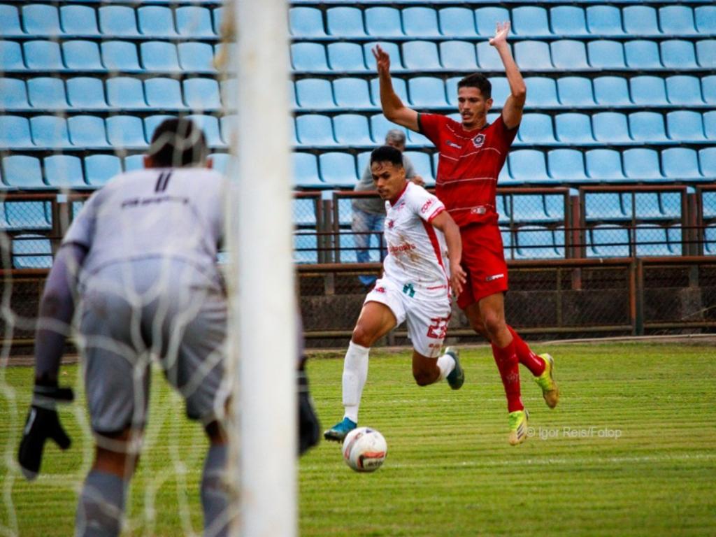 Ipatinga e Boa Esporte se enfrentam nesta tarde no Ipatingão 