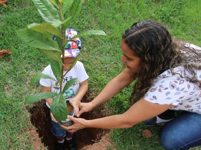 Blitzen educativas, lançamento de programas ambientais e cursos marcarão as atividades no município