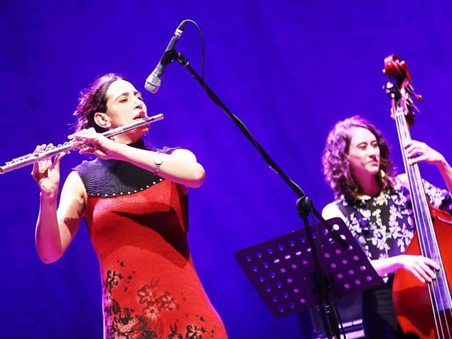 Nara Pinheiro, na flauta transversal, foi a única mulher premiada na 21ª edição do BDMG Instrumental