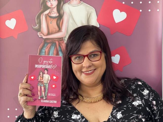 Cláudia Castro lança primeiro livro infanto-juvenil e tem mais 28 títulos para o público adulto