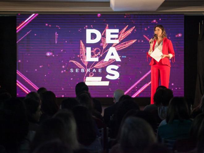   Iniciativa prevê capacitação para aquelas que têm ou pretendem abrir um empreendimento 