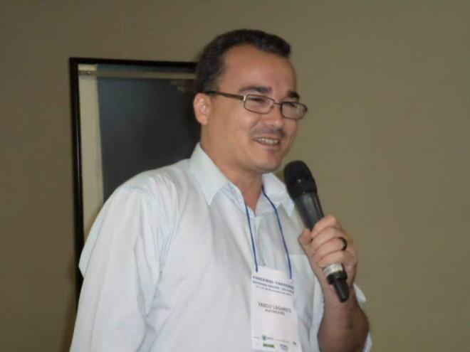  Vasco Lagares, assistente social e presidente do Conselho Municipal dos Direitos da Pessoa Idosa