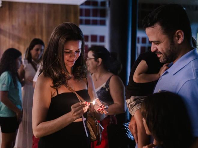 As famílias participam de mais uma edição da visita noturna ao Centro de Memória Usiminas