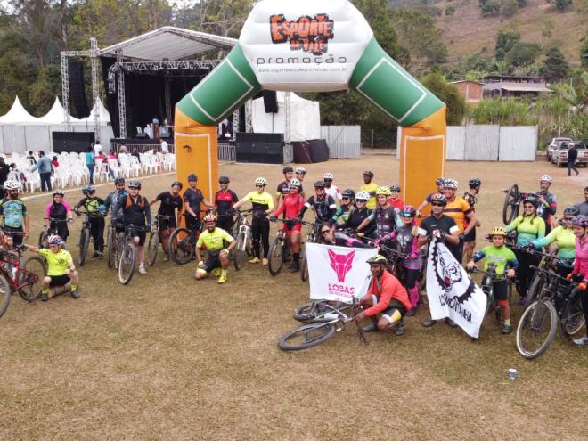 Dezenas de ciclistas participaram do pedal especial até a Serra dos Cocais
